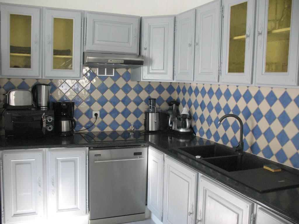 Saint Esteve Appart Hotel La Ciotat Ruang foto