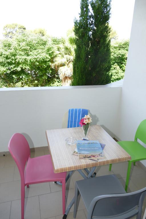 Saint Esteve Appart Hotel La Ciotat Bagian luar foto