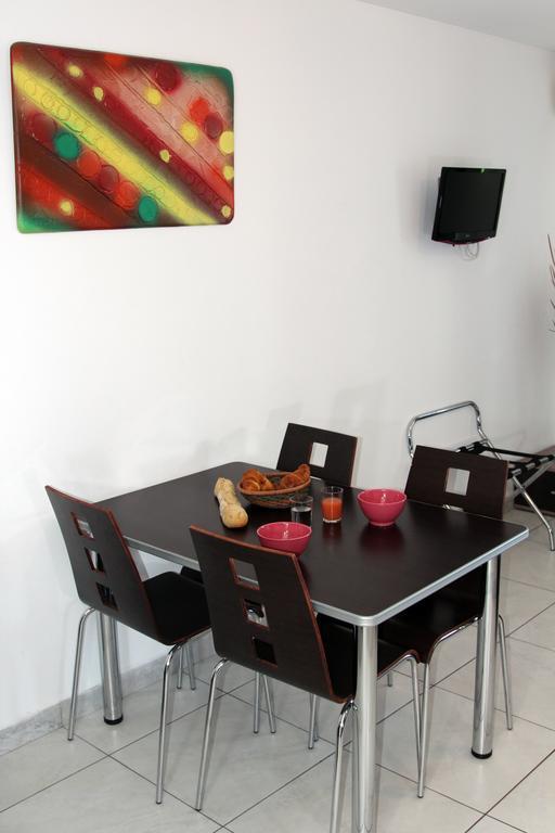 Saint Esteve Appart Hotel La Ciotat Bagian luar foto